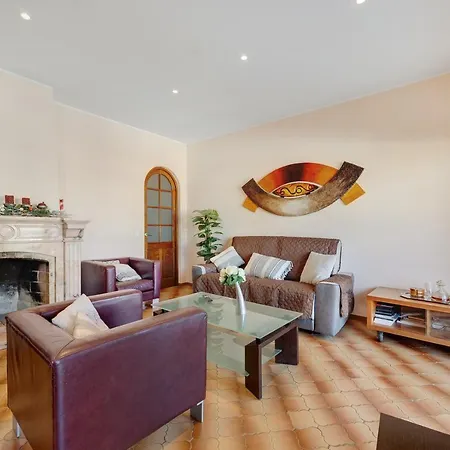 Apartment Terrace *